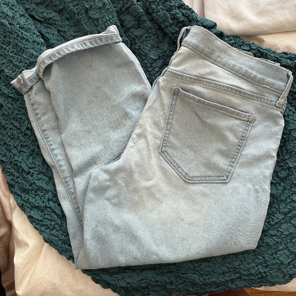 Old Navy The Sweetheart Cropped Cuffed Light Wash Jeans Sz 12